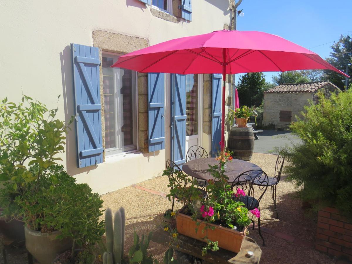 Domaine Des Fees Apartment La Gaubretiere Exterior foto