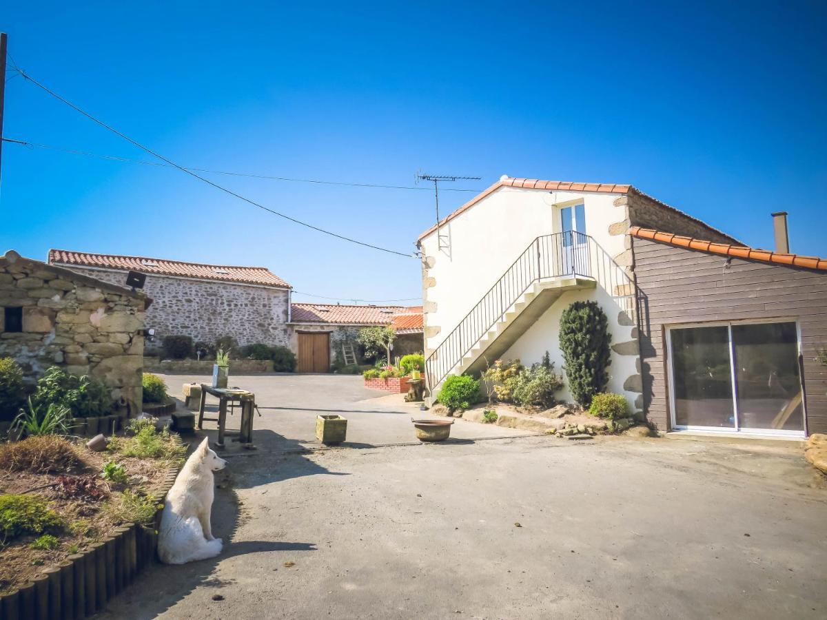 Domaine Des Fees Apartment La Gaubretiere Exterior foto